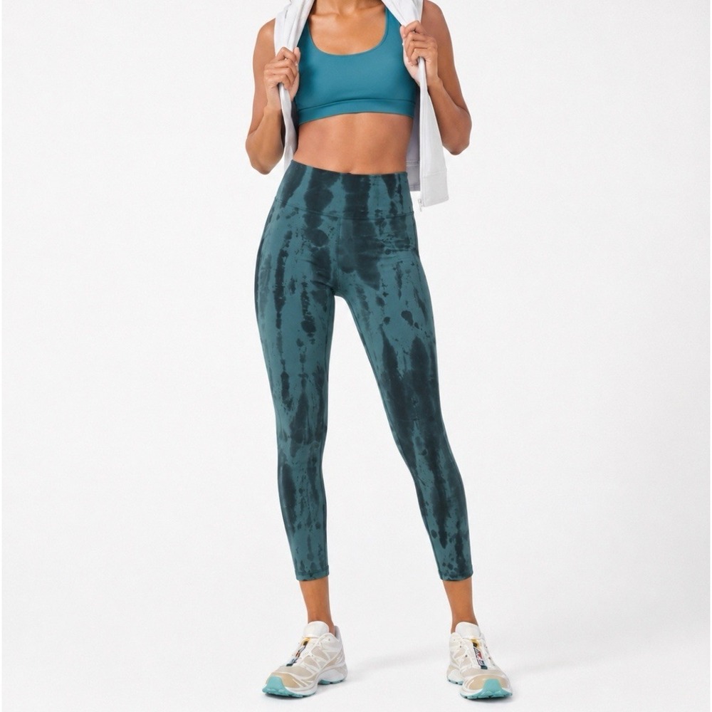 Lululemon Invigorate Leggings 25" Size 4 Graphite Grey Desert Teal Tie Dye Yoga